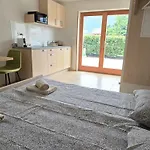 Apartment Razor Vista Tolmin