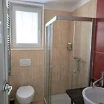 Apartment Razor Vista