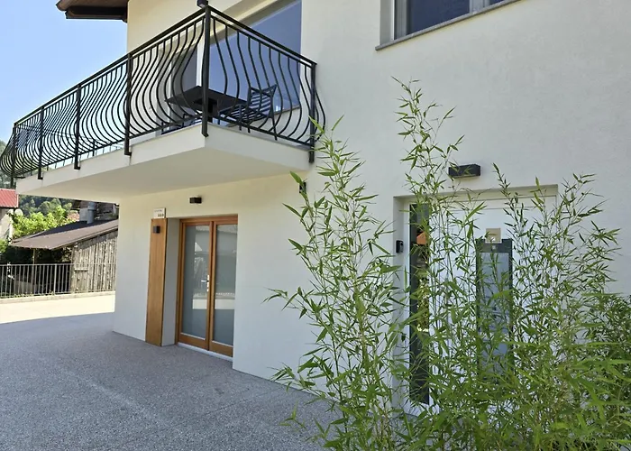 Razor Vista 아파트 톨민